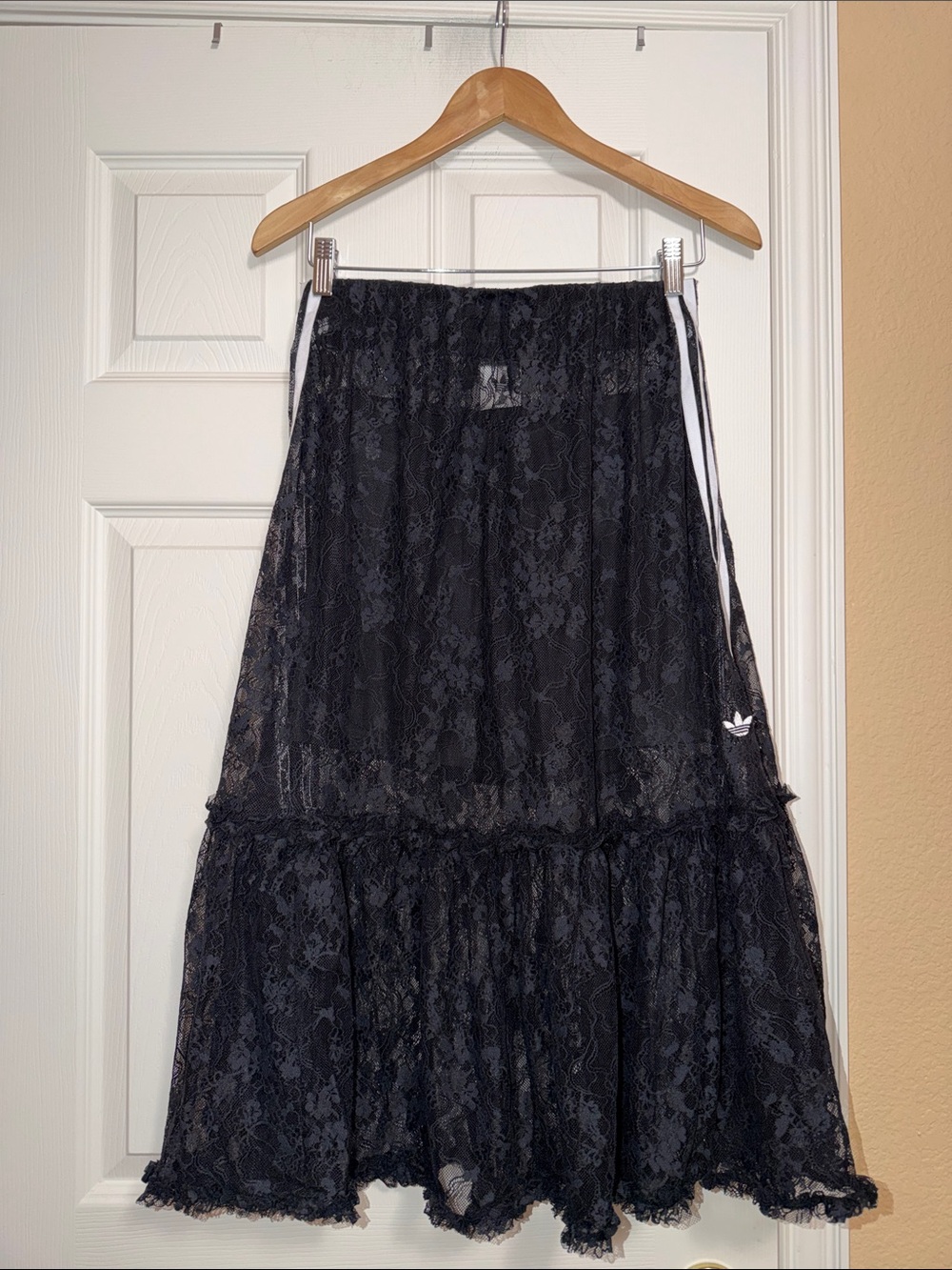 Adidas Originals Lace Skirt - Picture 3 of 15